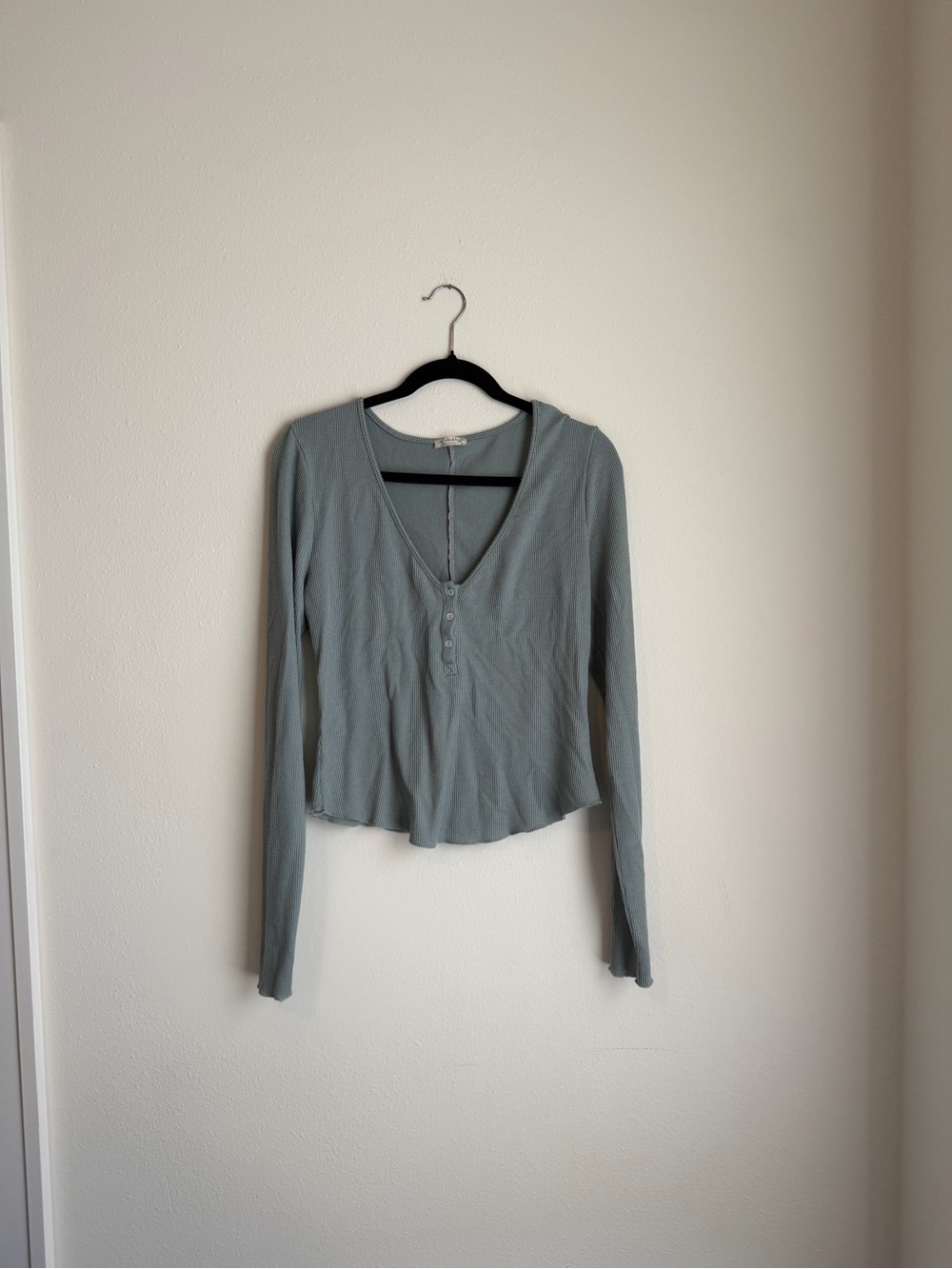 Long-Sleeve Intimately by Free People Large V-Neck Henley Top with Buttons